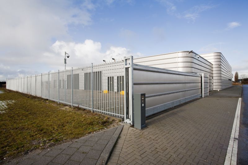 Commercial Fencing Service